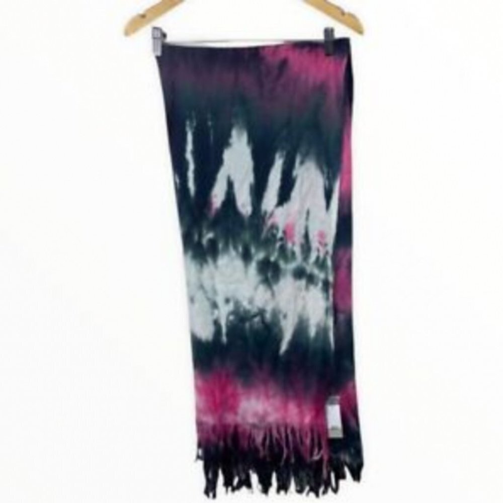 Nordstrom BP Tie Dye Blanket Scarf New With Tags Pink White Grey Warn Cozy NWT - Picture 8 of 9
